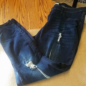 Plus Size Distressed Jeans
